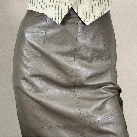Vintage Vakko Genuine Leather Midi Skirt - Taupe/Mushroom - Made in USA - Size 4 - Picture 6 of 8